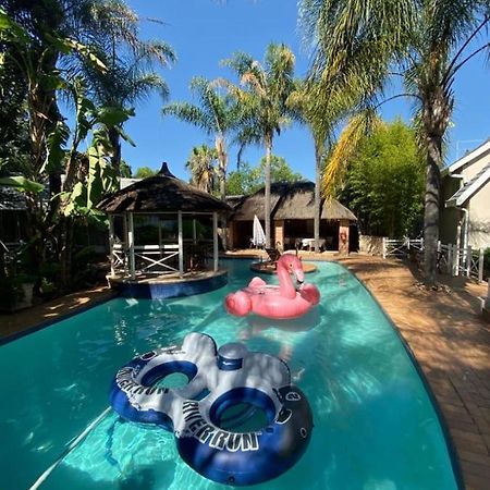 Summerview Guest Lodge Johannesburg Exterior foto