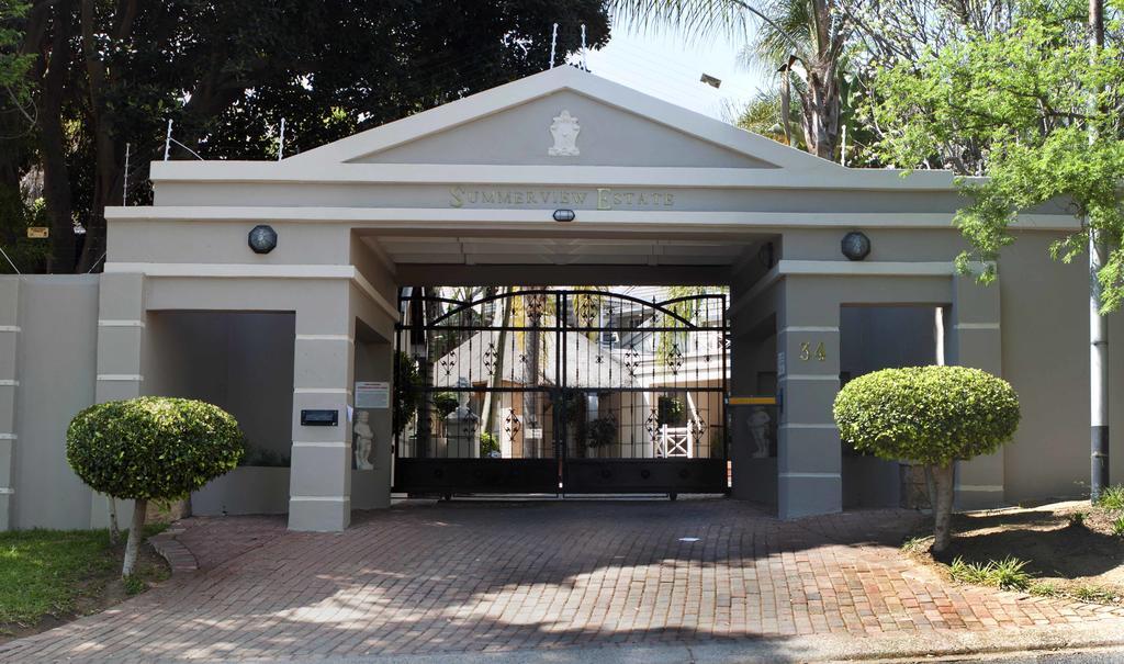 Summerview Guest Lodge Johannesburg Exterior foto
