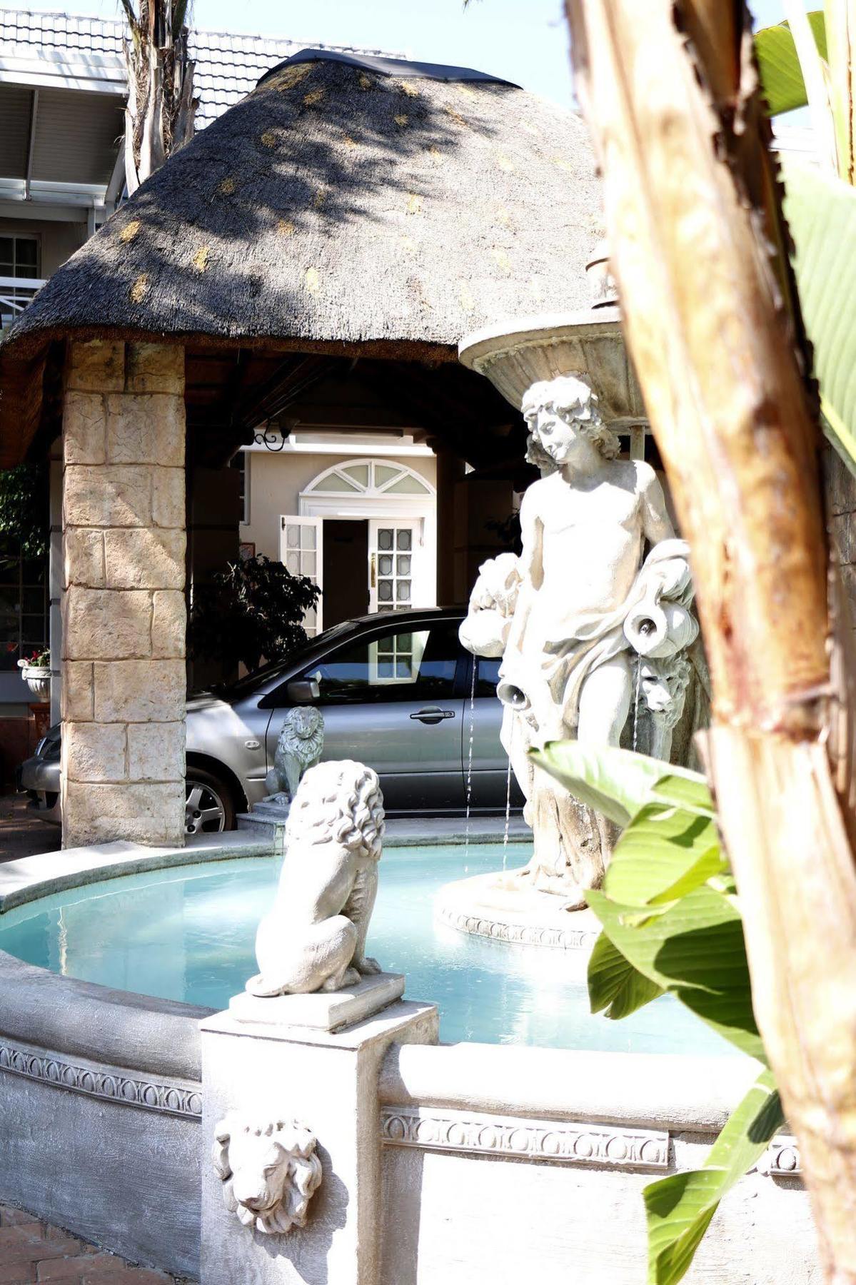 Summerview Guest Lodge Johannesburg Exterior foto