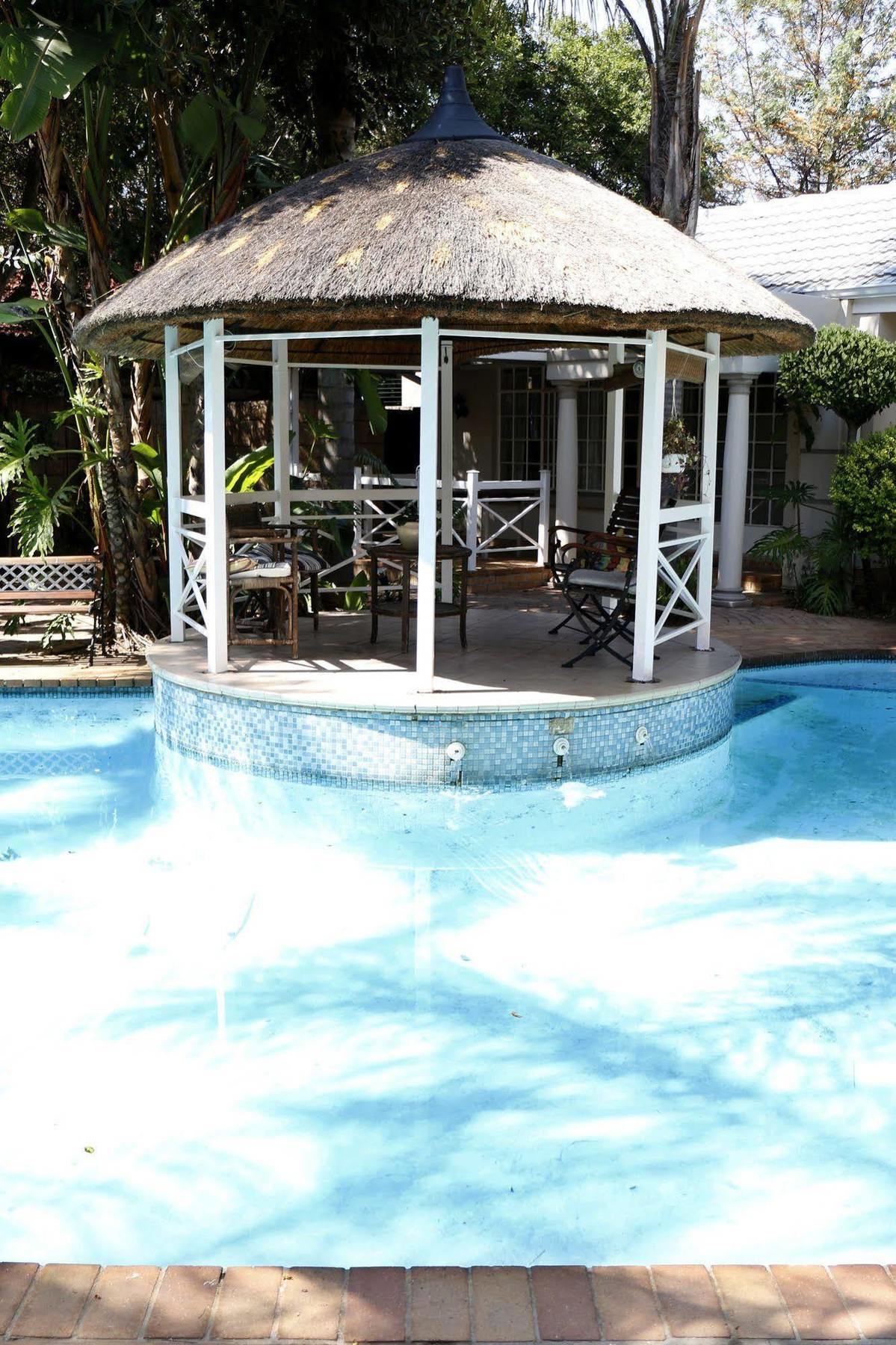 Summerview Guest Lodge Johannesburg Exterior foto