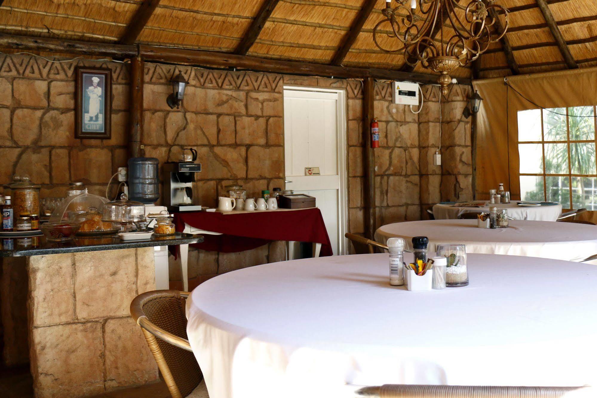 Summerview Guest Lodge Johannesburg Exterior foto