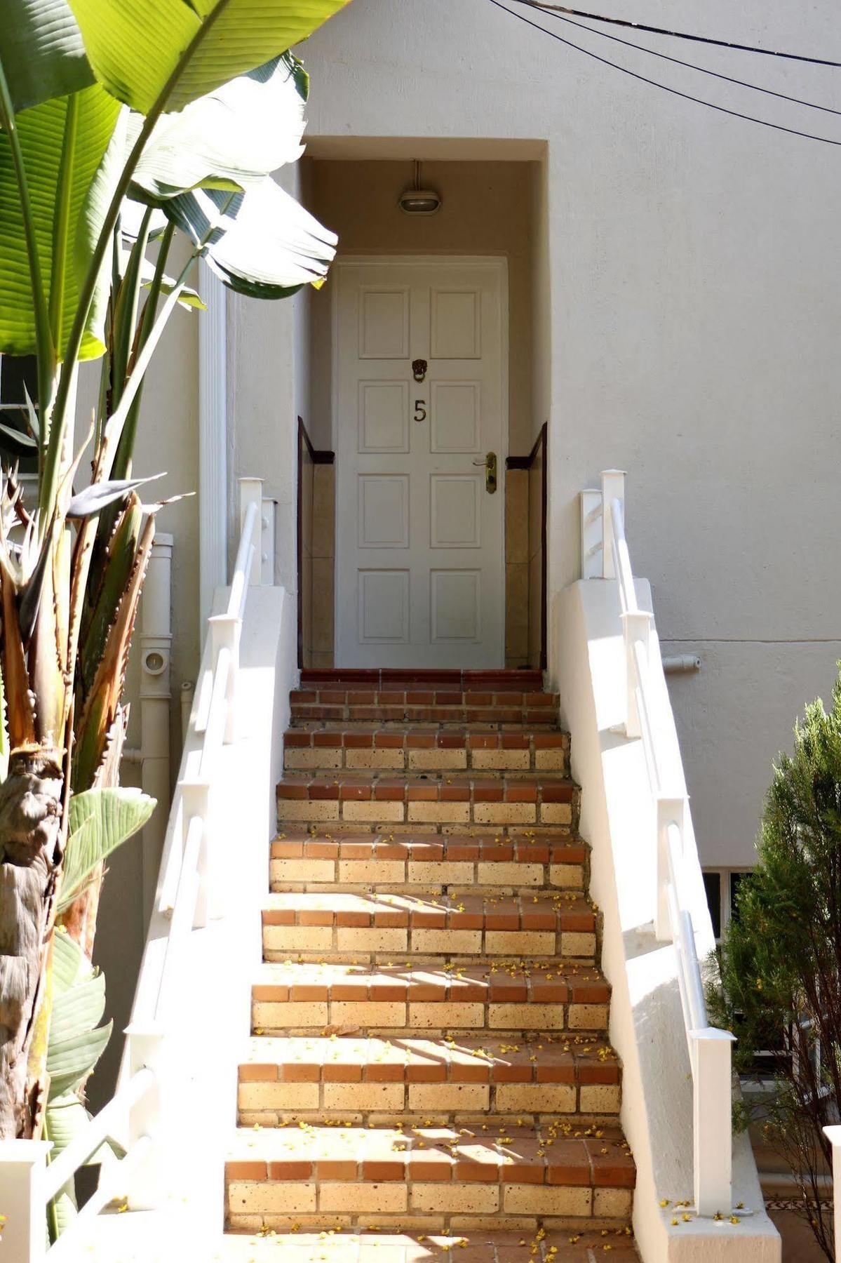 Summerview Guest Lodge Johannesburg Exterior foto
